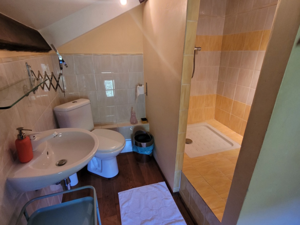 5-bedroom Detached House In Olargues, France (145 M²)