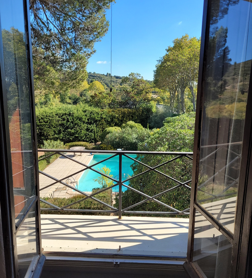 6-bedroom Detached House In Roujan, France (370 M²)