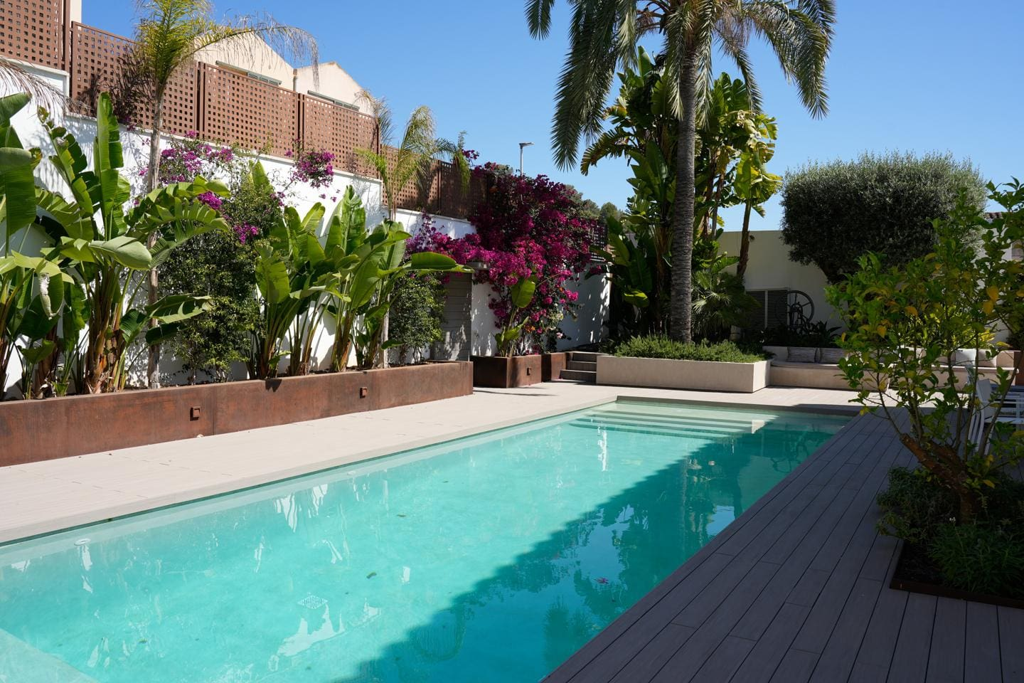 6-bedroom Villa In Palma De Mallorca, Spain (526 M²)