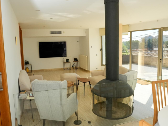 6-bedroom Villa In Palma De Mallorca, Spain (526 M²)