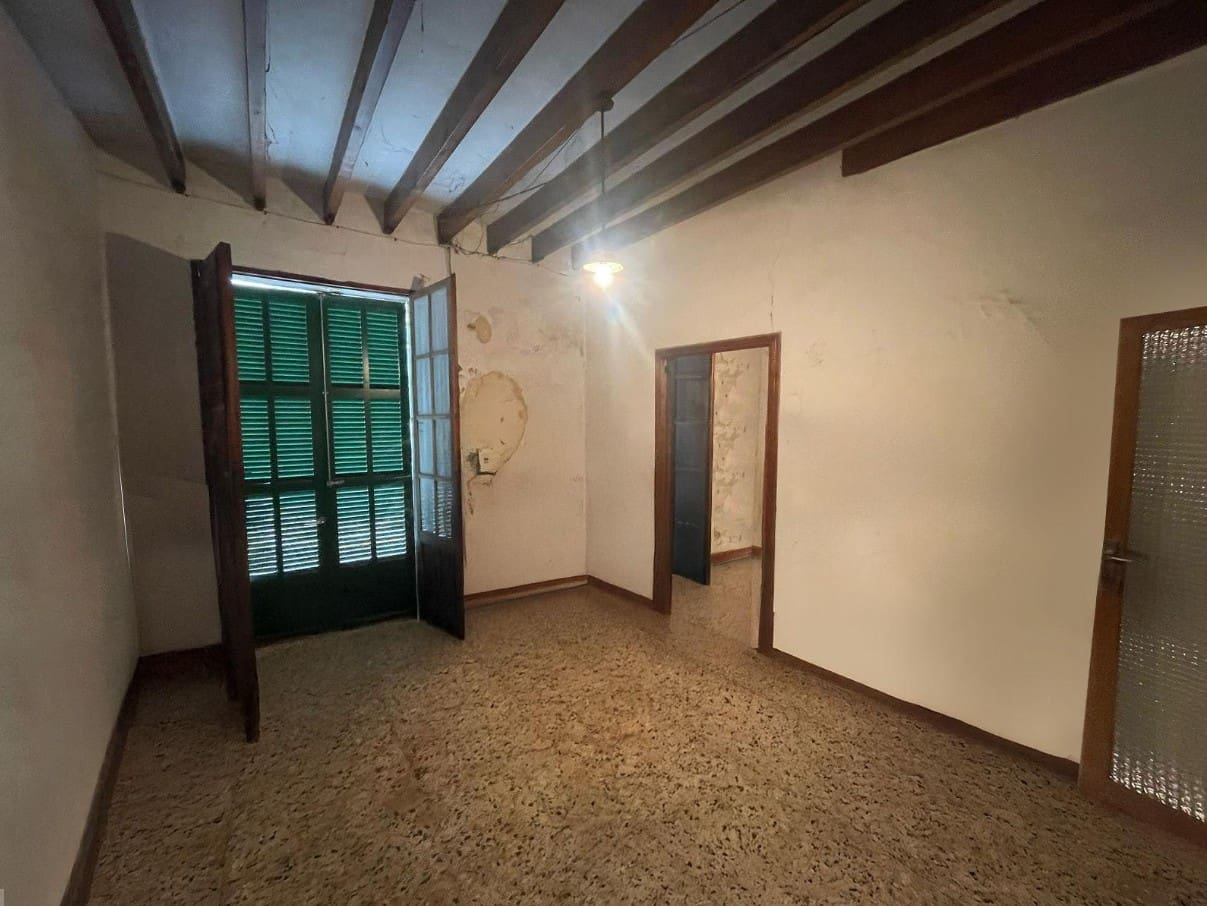 House-In-Campanet-2-5d85ae 4-bedroom Village House In Campanet, Spain (198 M²)