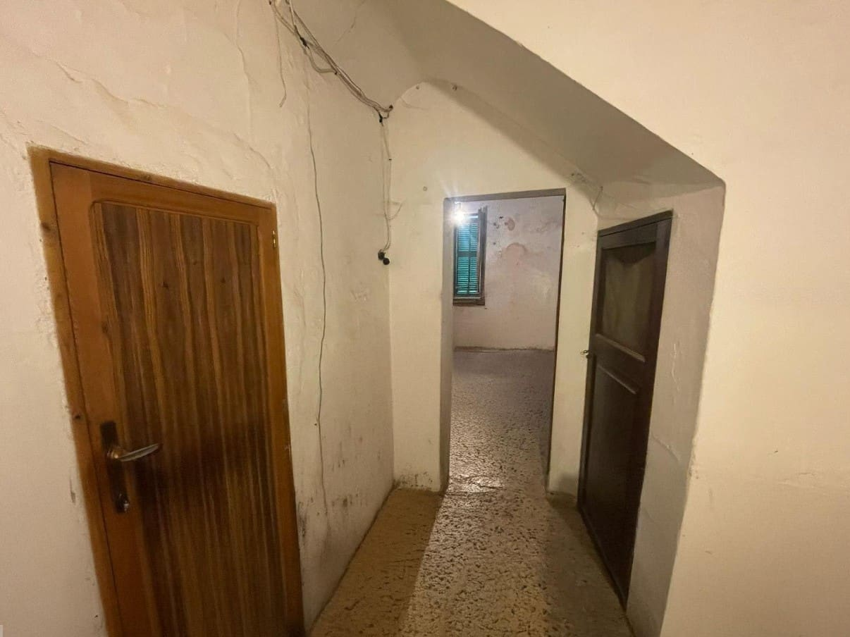 House-In-Campanet-4-afc996 4-bedroom Village House In Campanet, Spain (198 M²)