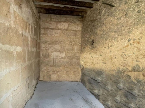 4-bedroom Village House In Campanet, Spain (198 M²)