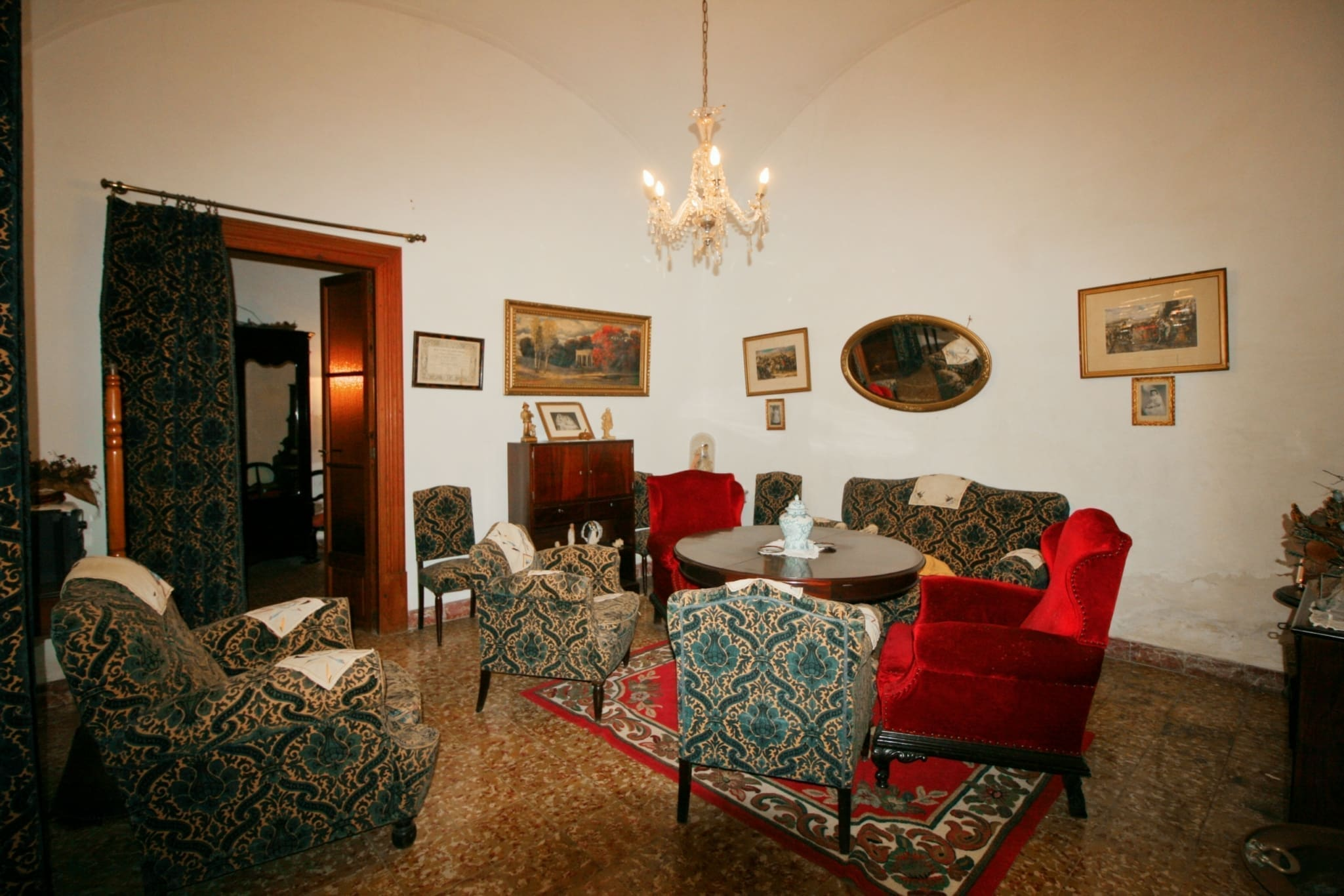 8-bedroom Village House In Binissalem, Spain (610 M²)