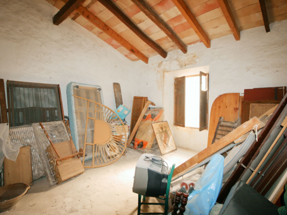 8-bedroom Village House In Binissalem, Spain (610 M²)