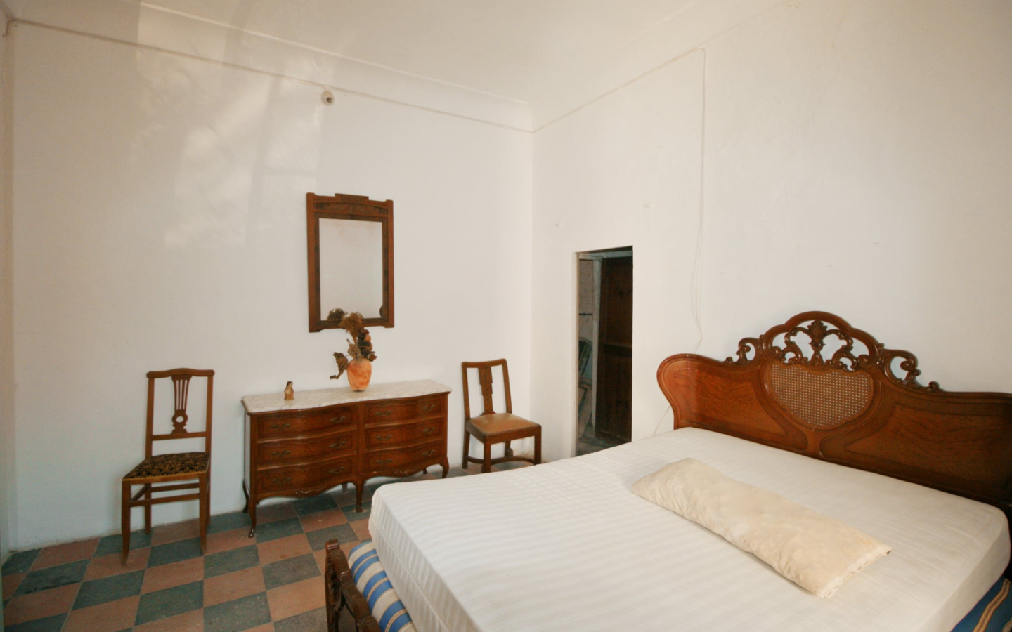 8-bedroom Village House In Binissalem, Spain (610 M²)