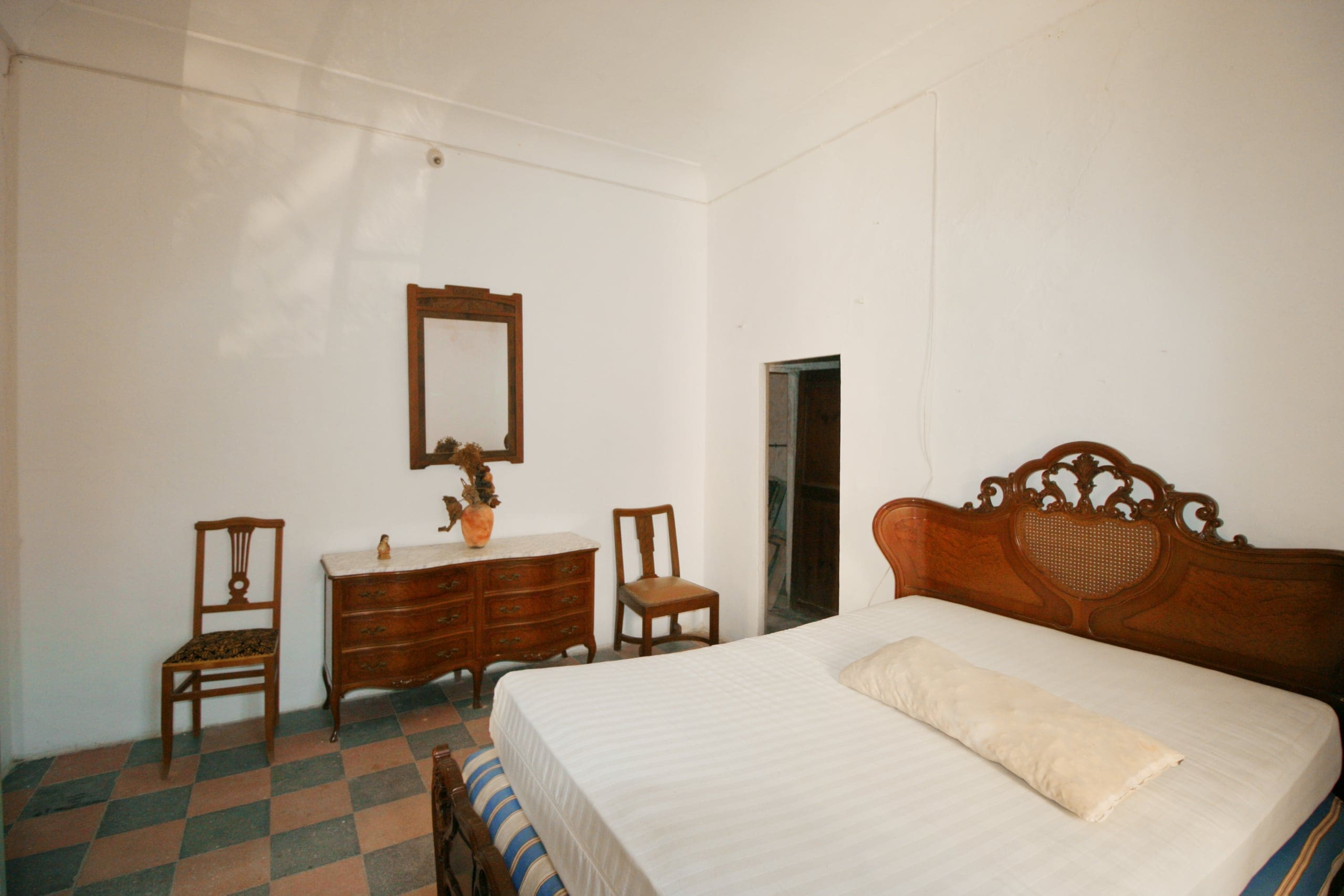 8-bedroom Village House In Binissalem, Spain (610 M²)