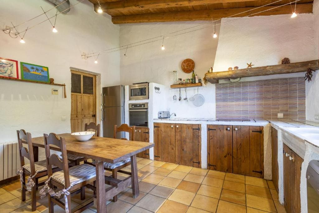 3-bedroom Finca In Inca, Spain (397 M²)