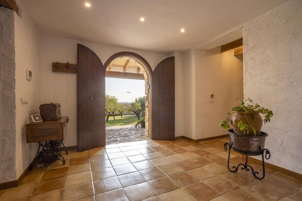 3-bedroom Finca In Inca, Spain (397 M²)
