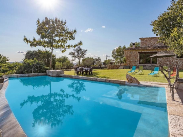 3-bedroom Finca In Inca, Spain (397 M²)
