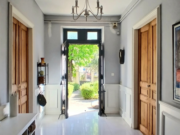 5-bedroom Detached House In Lamalou Les Bains, France (205 M²)