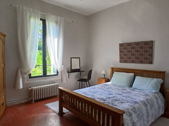 5-bedroom Detached House In Lamalou Les Bains, France (205 M²)
