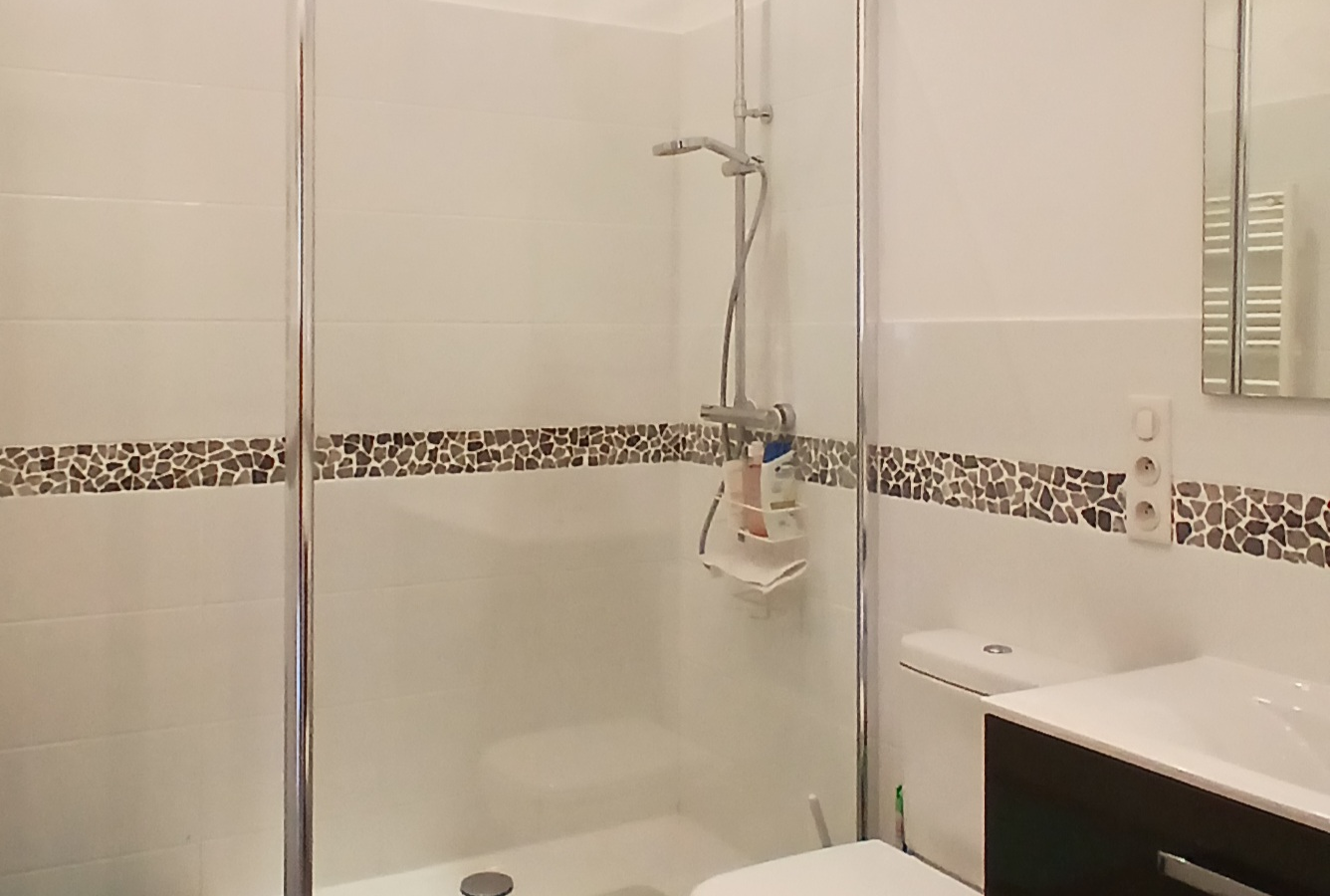 5-bedroom Detached House In Lamalou Les Bains, France (205 M²)