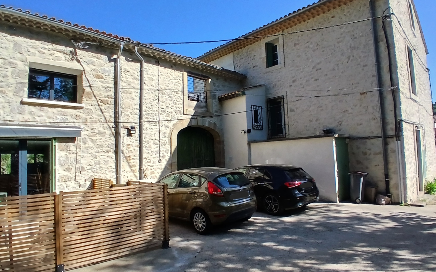 7-bedroom Detached House In Lamalou Les Bains, France (261 M²)