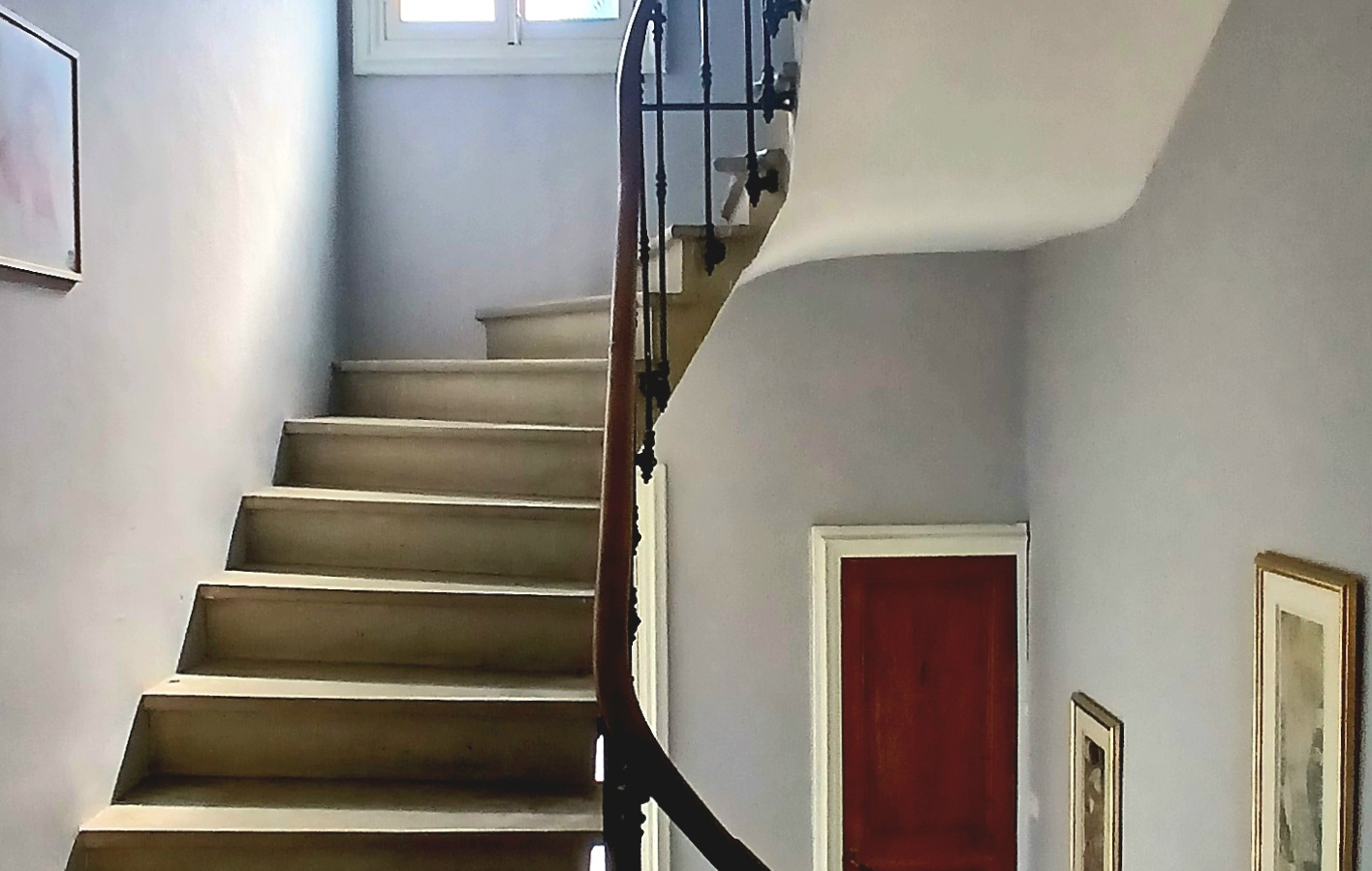 7-bedroom Detached House In Lamalou Les Bains, France (261 M²)