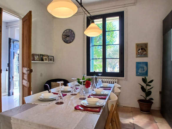 7-bedroom Detached House In Lamalou Les Bains, France (261 M²)