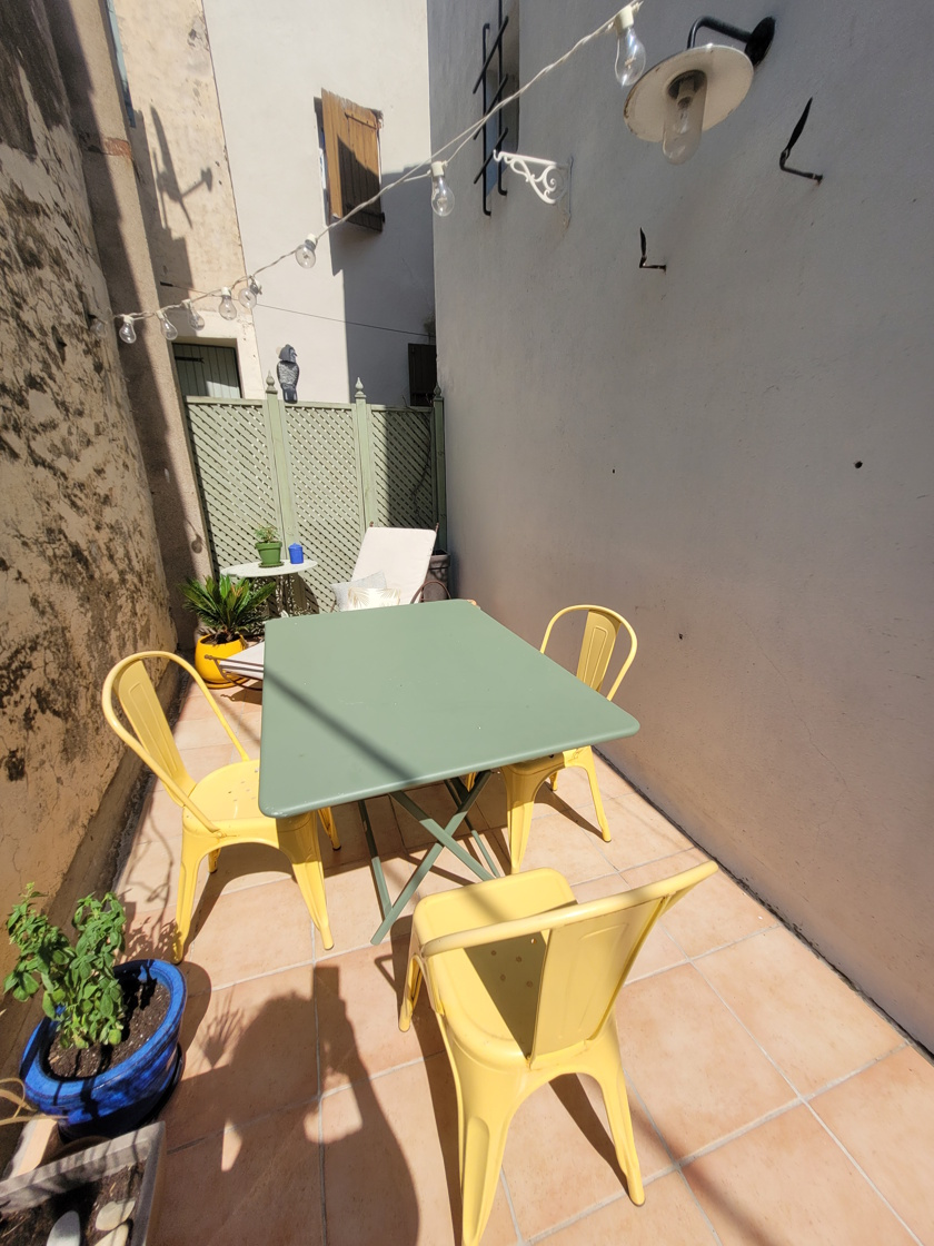 3-bedroom House In Laurens, France (95 M²)