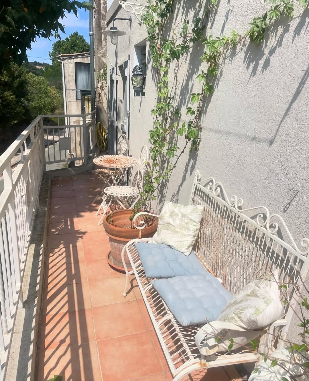 3-bedroom House In Laurens, France (95 M²)