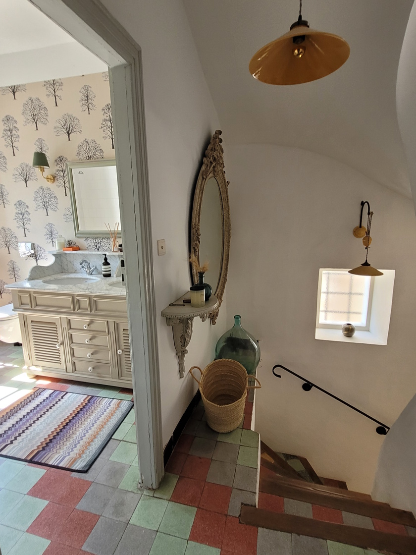 3-bedroom House In Laurens, France (95 M²)