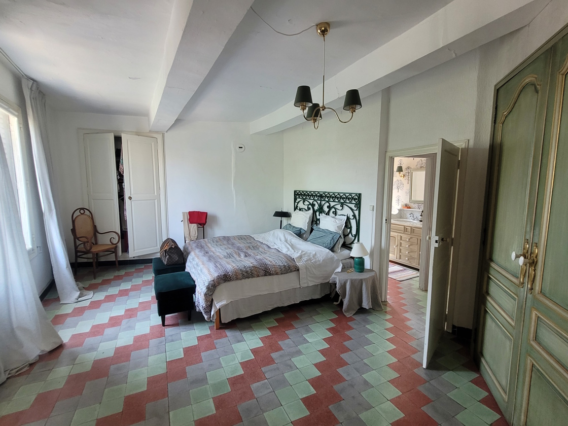 3-bedroom House In Laurens, France (95 M²)
