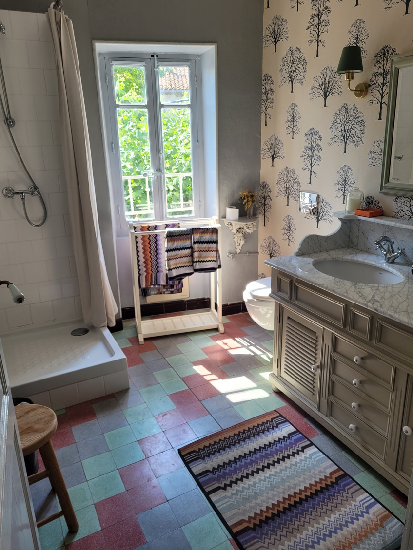 3-bedroom House In Laurens, France (95 M²)