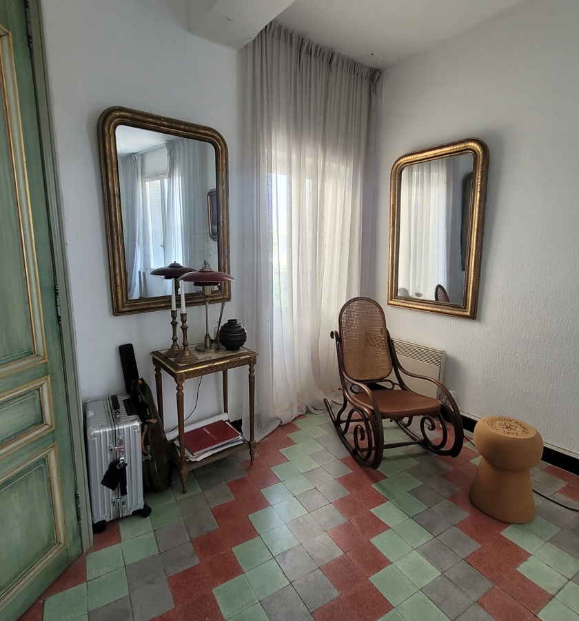 3-bedroom House In Laurens, France (95 M²)