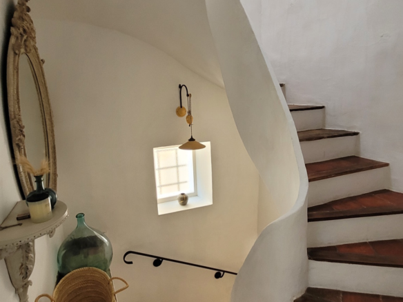 3-bedroom House In Laurens, France (95 M²)