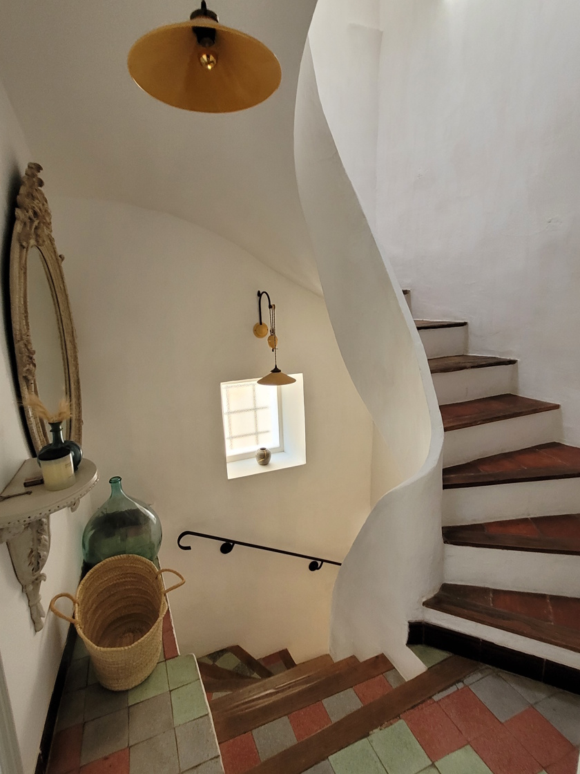 3-bedroom House In Laurens, France (95 M²)