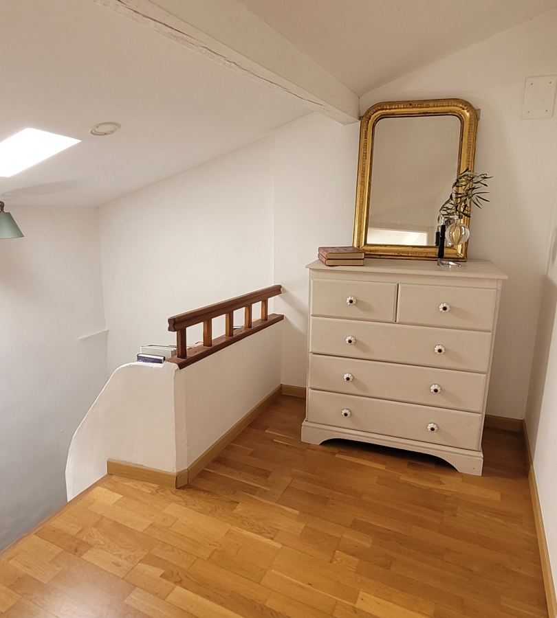 3-bedroom House In Laurens, France (95 M²)