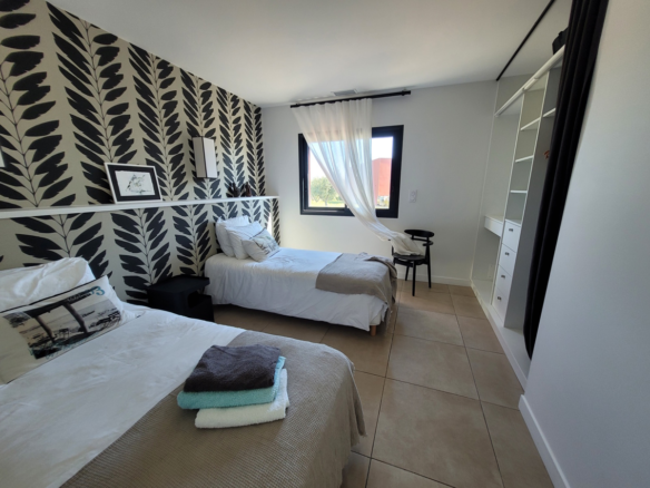 2-bedroom Commercial In Beziers, France (840 M²)