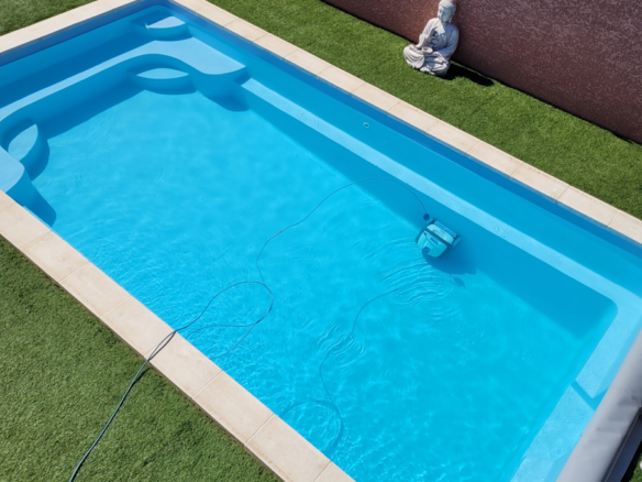 5-bedroom Detached House In Autignac, France (168 M²)