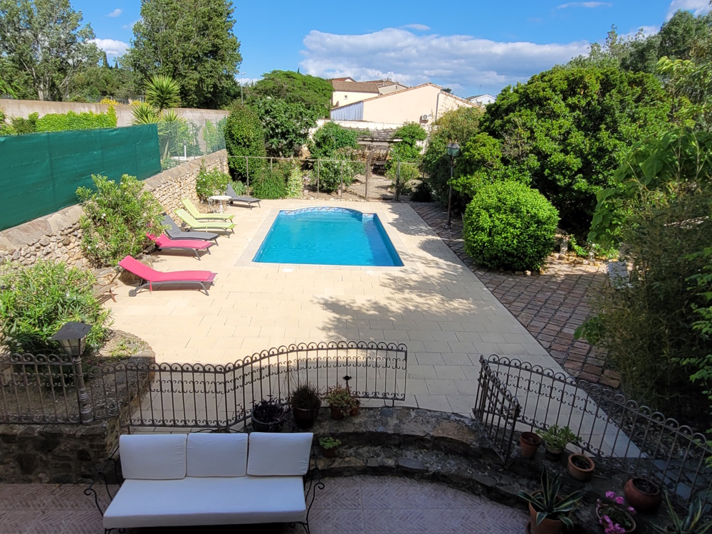 7-bedroom House In Saint Genies De Fontedit, France (250 M²)