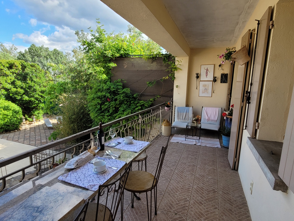 7-bedroom House In Saint Genies De Fontedit, France (250 M²)