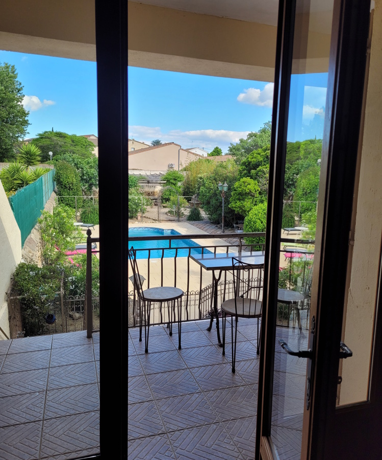 7-bedroom House In Saint Genies De Fontedit, France (250 M²)