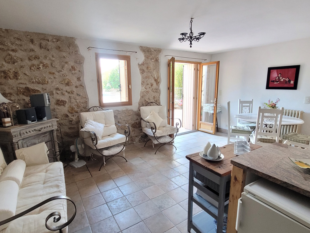 7-bedroom House In Saint Genies De Fontedit, France (250 M²)