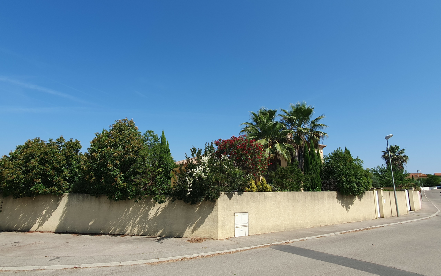 4-bedroom Detached House In Saint Genies De Fontedit, France (130 M²)