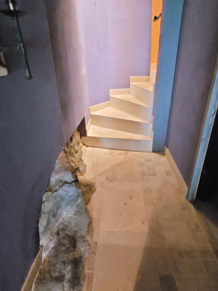 1-bedroom House In Minerve, France (110 M²)