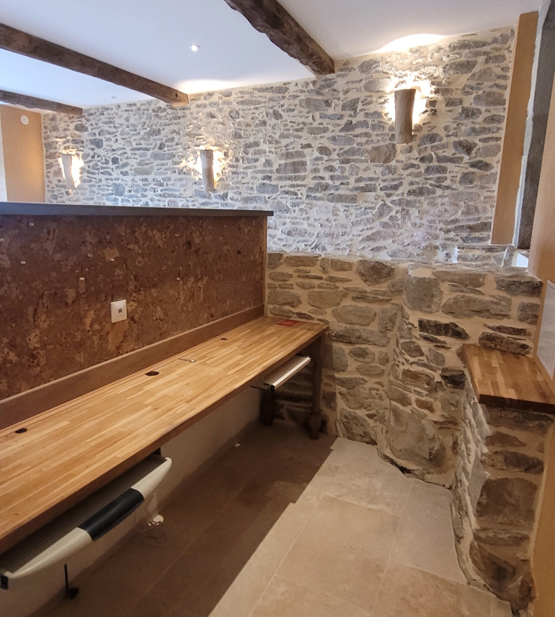 1-bedroom House In Minerve, France (110 M²)