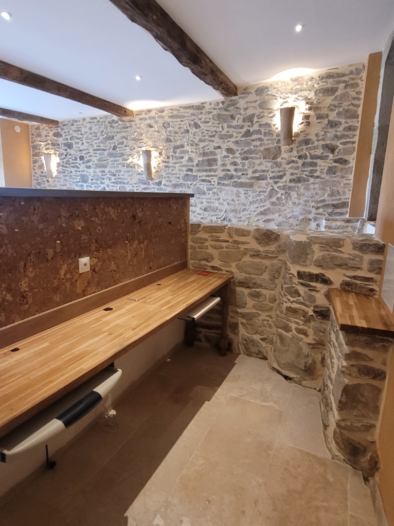 1-bedroom House In Minerve, France (110 M²)