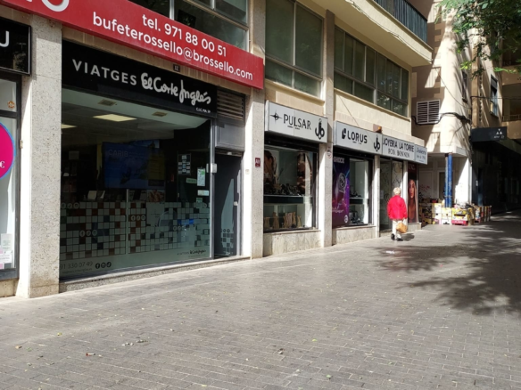 Commercial In Inca, Spain (190 M²)