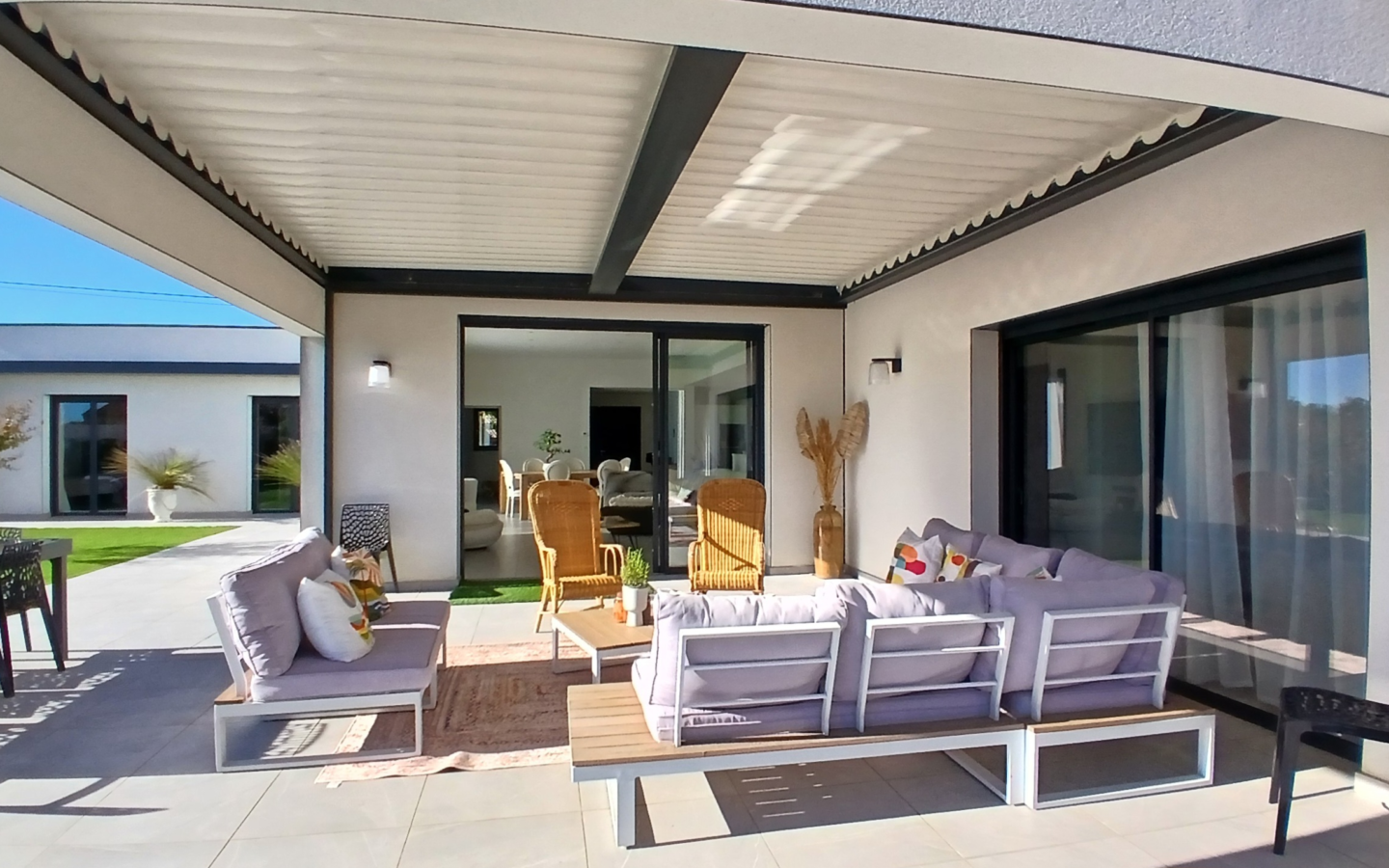 4-bedroom Detached House In Murviel Les Beziers, France (220 M²)