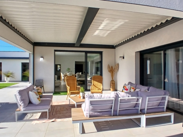 4-bedroom Detached House In Murviel Les Beziers, France (220 M²)