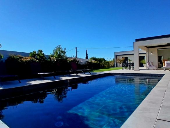 4-bedroom Detached House In Murviel Les Beziers, France (220 M²)