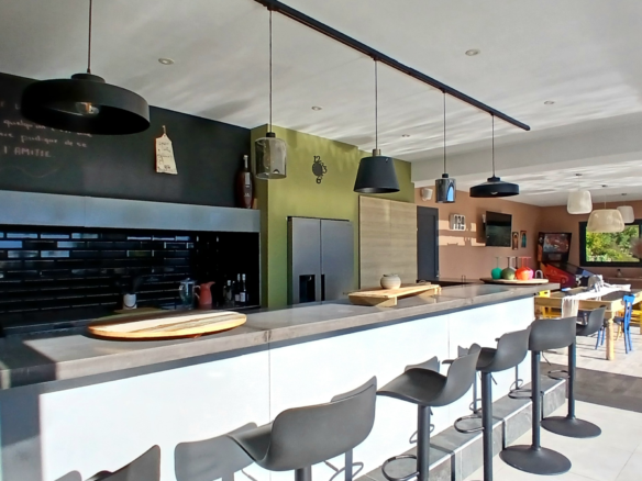 4-bedroom Detached House In Murviel Les Beziers, France (220 M²)