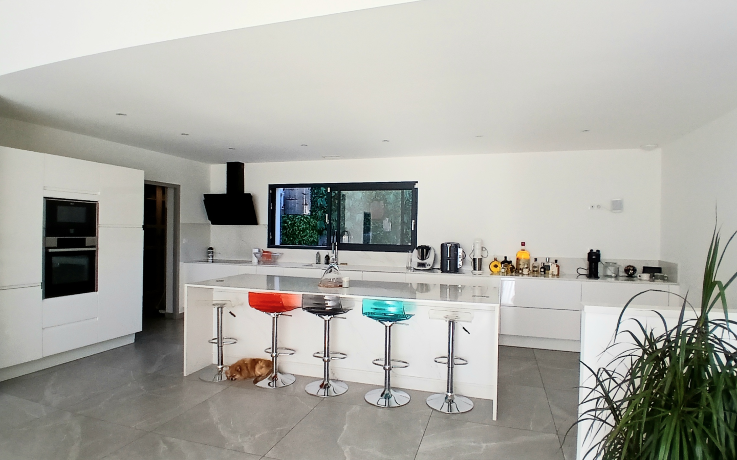 4-bedroom Detached House In Murviel Les Beziers, France (220 M²)