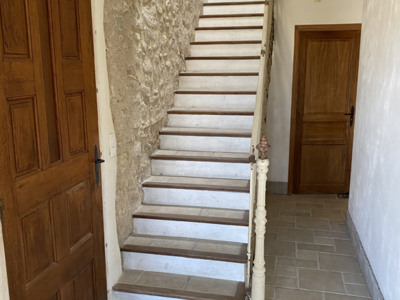2-bedroom House In Magalas, France (143 M²)