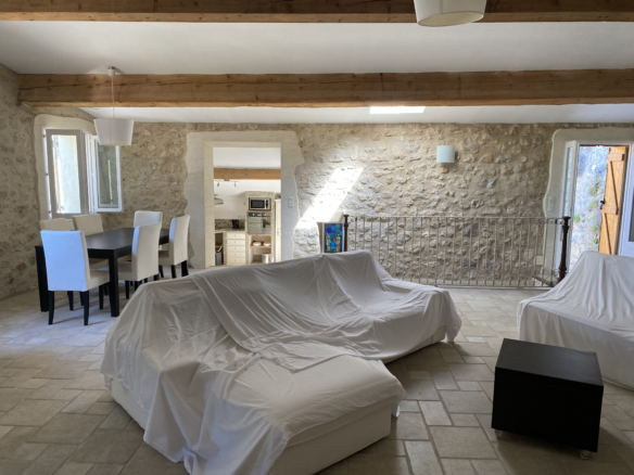 2-bedroom House In Magalas, France (143 M²)