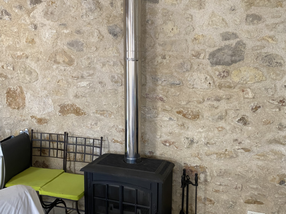 2-bedroom House In Magalas, France (143 M²)