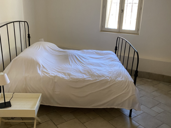 2-bedroom House In Magalas, France (143 M²)