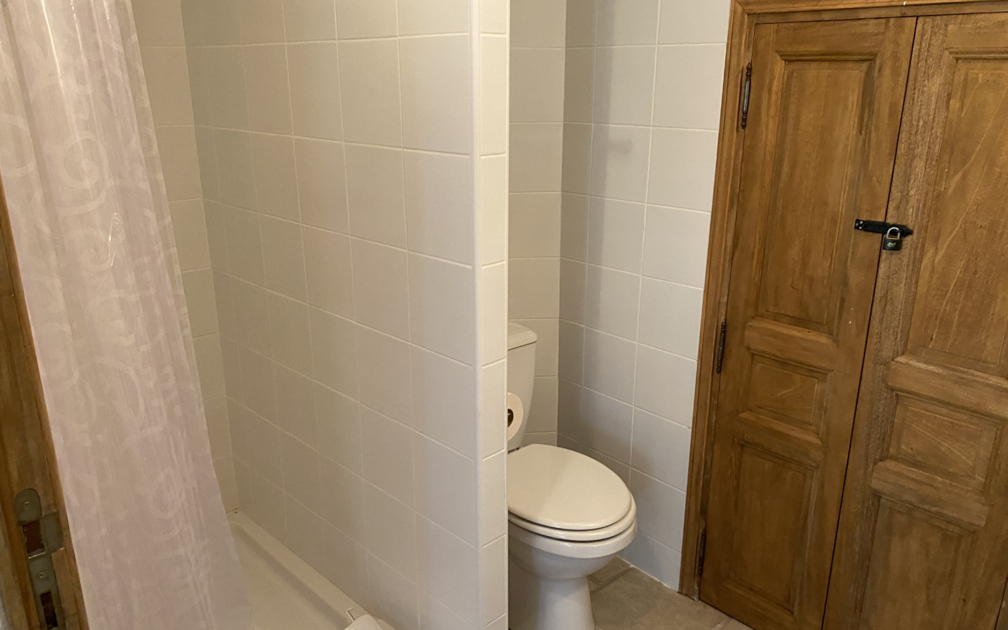 2-bedroom House In Magalas, France (143 M²)